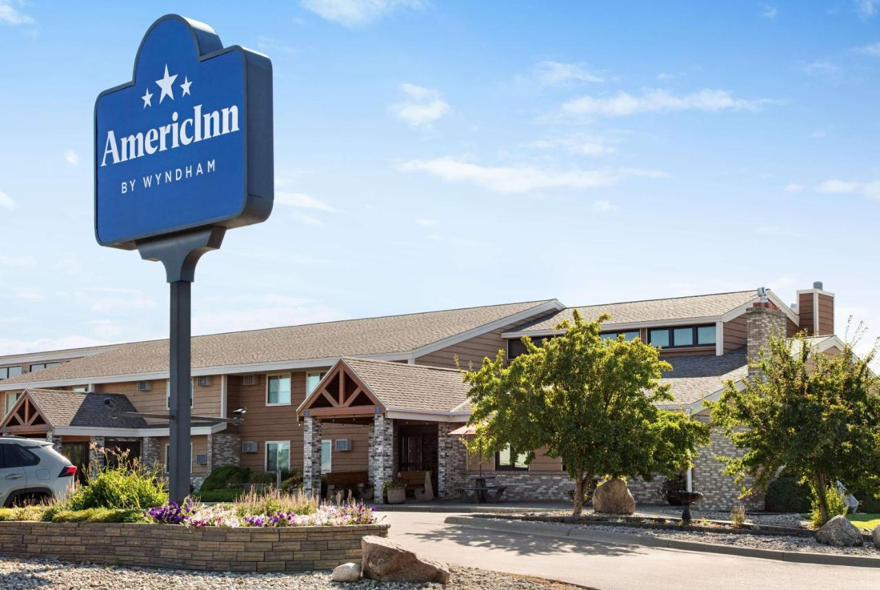 Americinn By Wyndham Roseau Exterior foto